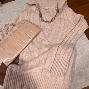 Cashmere hooded sweater